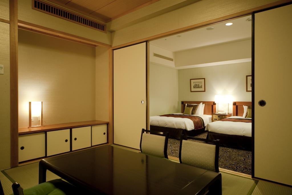 Takakura Hotel Fukuoka Exterior photo